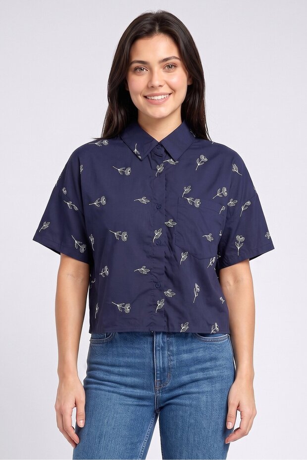 Women Pointed Collar Embroidered Short Sleeve Shirt, Deep Navy