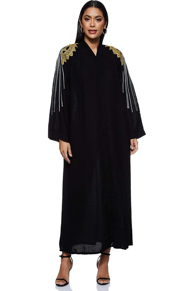 عباءة نسائية، سوداء