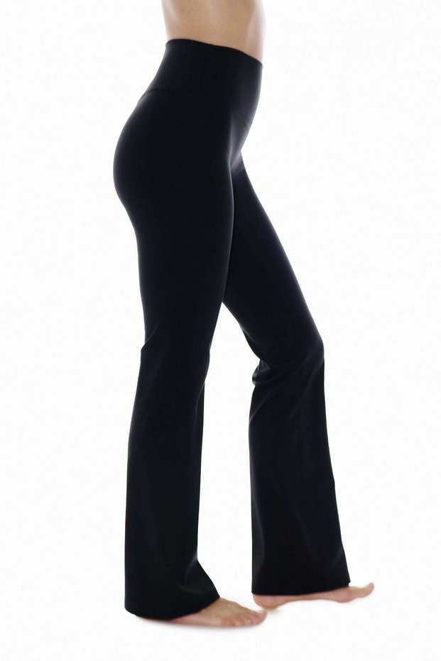 Flared Yoga leggings with SoftMoveâ„¢