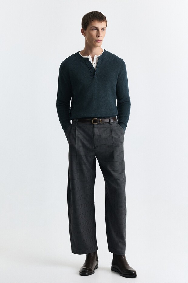 Barrel Fit Plaid Trousers