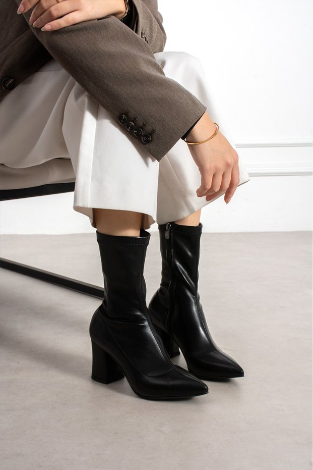 Vaghessa Ankle Women's Stretch Boots Pointed Toe 7 cm Thick Block Heel Side Zipper Stylish Boots