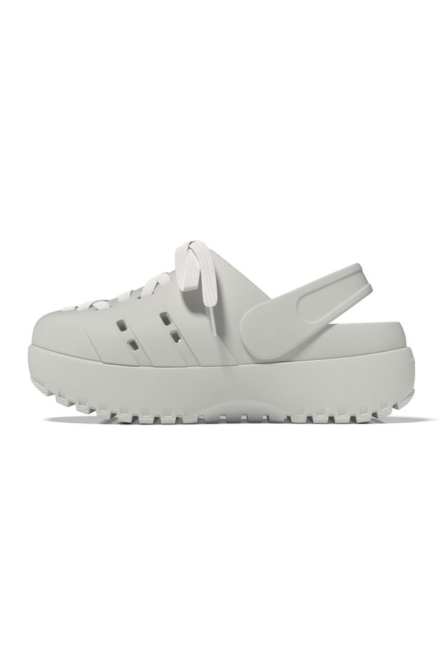 ADILETTE CLOG PLATFORM