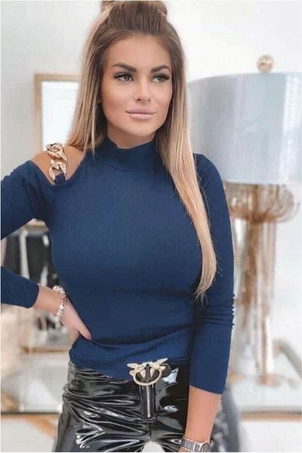 Sandy Fabric Collar Detailed Pearl Blouse Fisherman