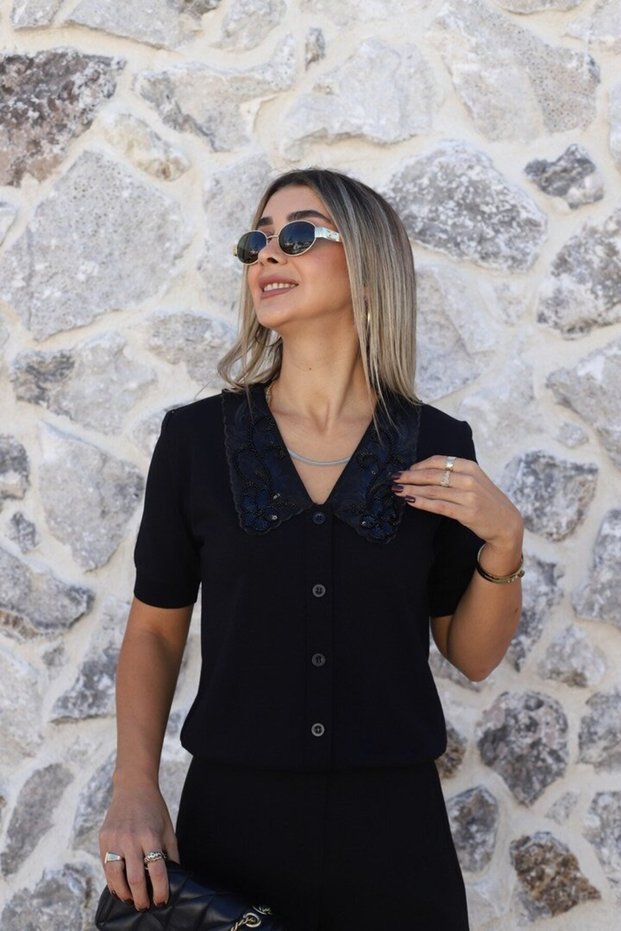 Black Standard Size Sequined Collar Short Cardigan