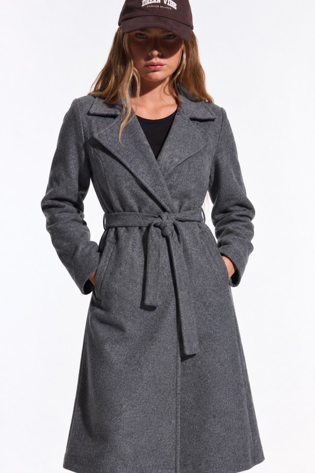 Women's Wide Collar Belted Long Smoked Coat with Side Pockets