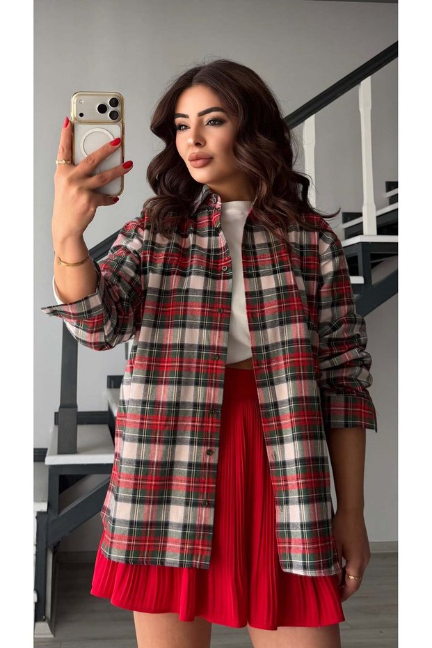 Red-green plaid pattern shirt