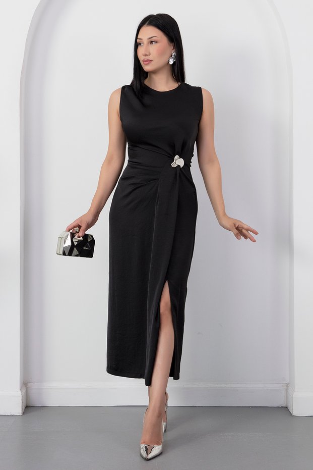 Oval Neckline Side Pleated Buckled Satin Dress K-251633