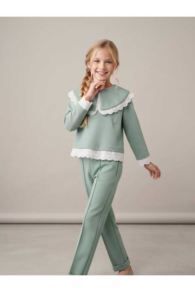 Girl's Mobile Collar Blouse Brode Detailed 2-Piece Set