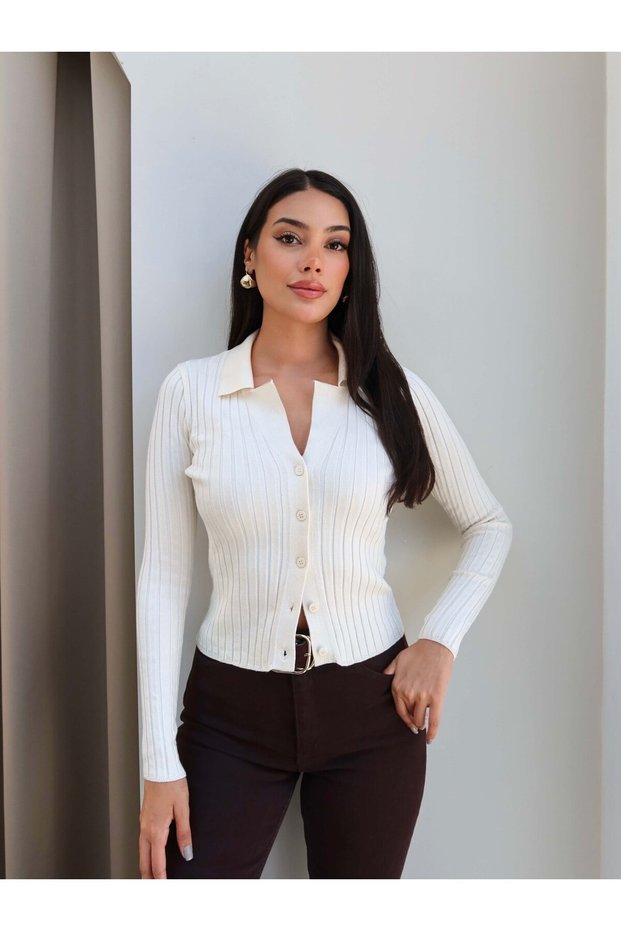 Polo Collar Buttoned Cardigan