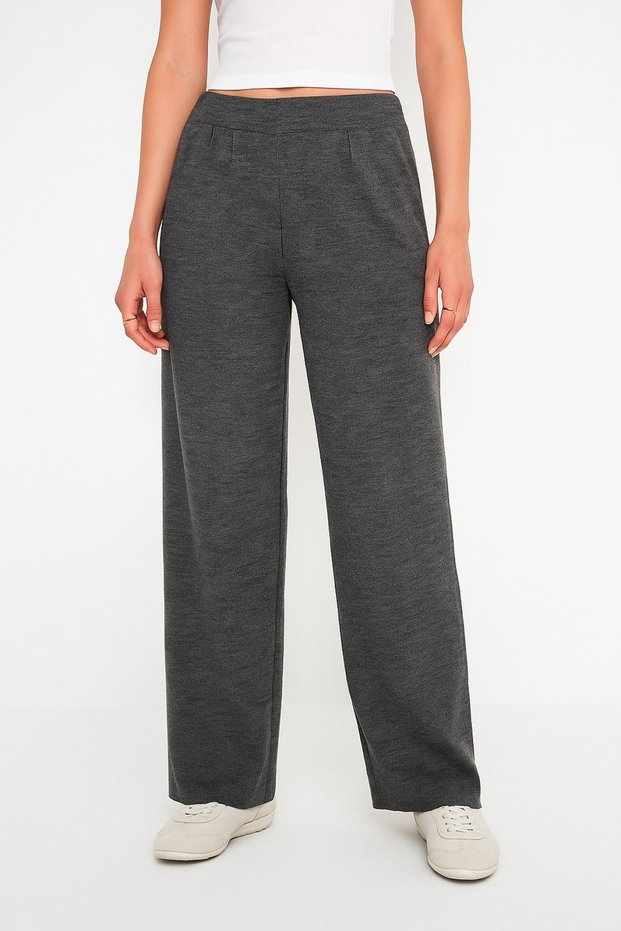 Pike pletene pantalone
