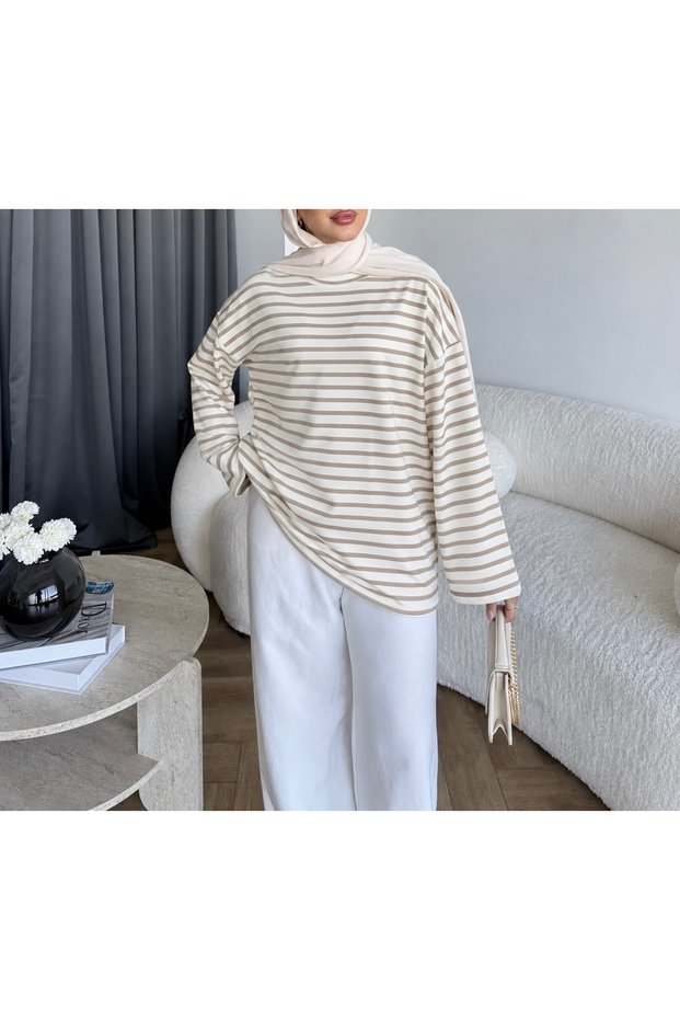 Crew Neck Striped Sweatshirt - 2492 - Camel & Ecru (Os)
