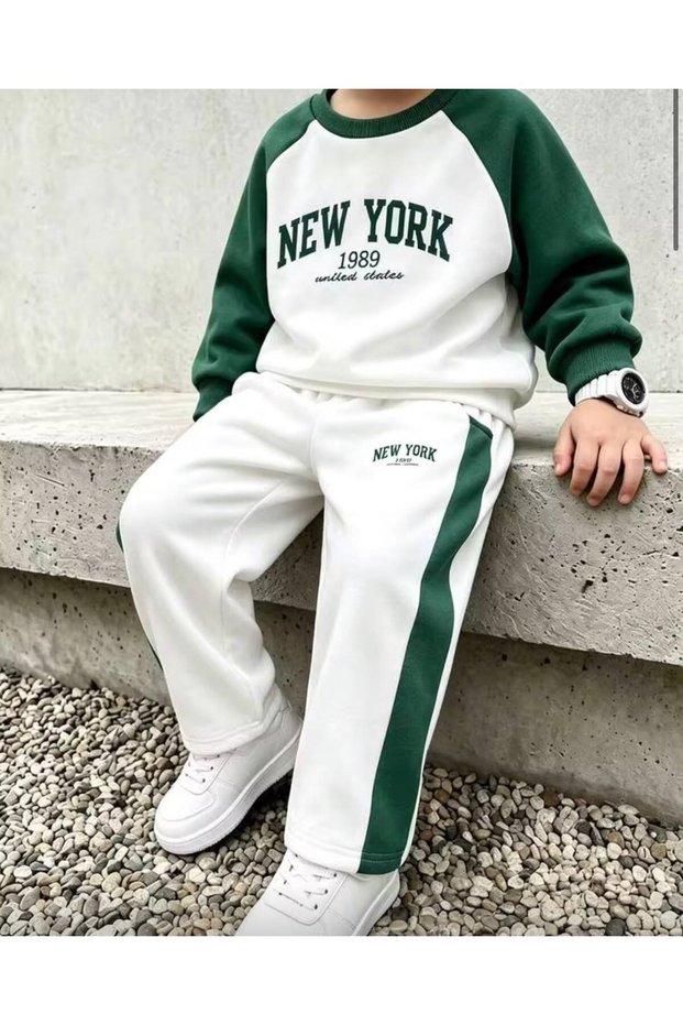 Children's Green and White New York 1989 Printed Crew Neck Sweatshirt and Sweatpants Set