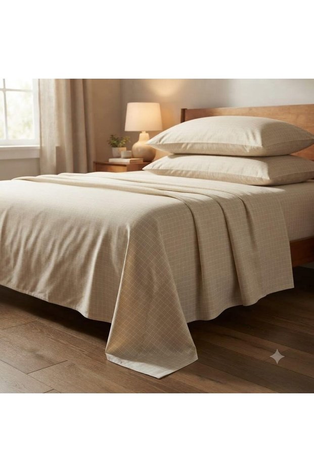 Luxury 3-Piece Turkish Cotton Bedsheet Set – 300 Thread Count, Elegant Stripe & Plain Dyed Flat Sheet Collection with Matching Pillowcases (King Size) (Royal Damask Beige, King (U.K. Standard))