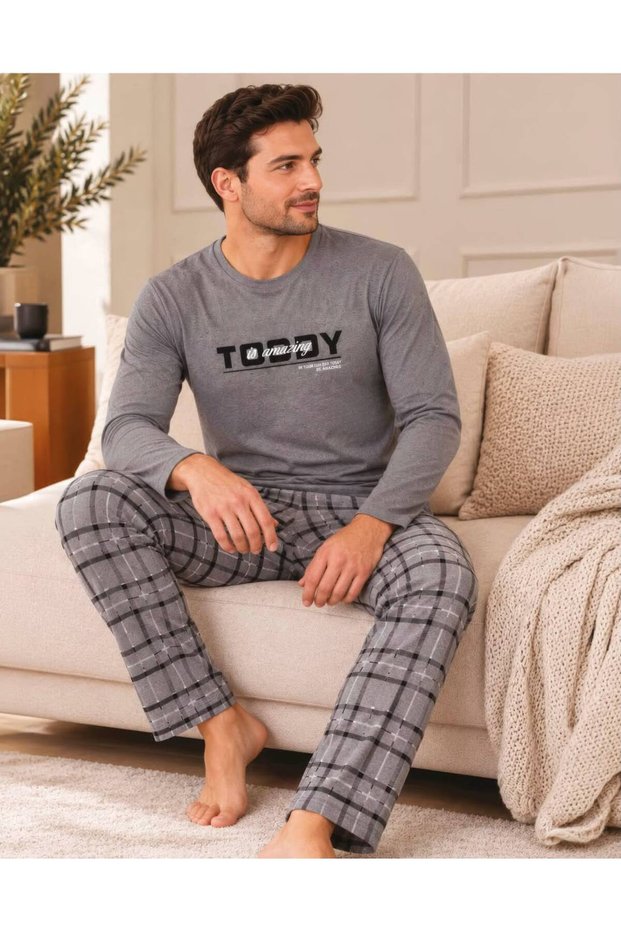Men's Gray Long Sleeve Printed Pajama Set, Plaid Pattern