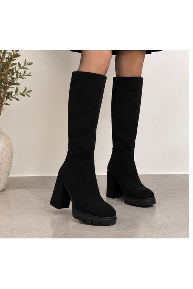 Women's Suede Zippered Heeled Boots