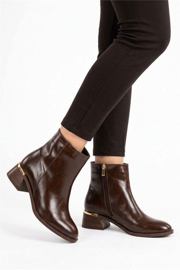 Women's Grace Brown 6 cm Thick Heeled Zippered Boots