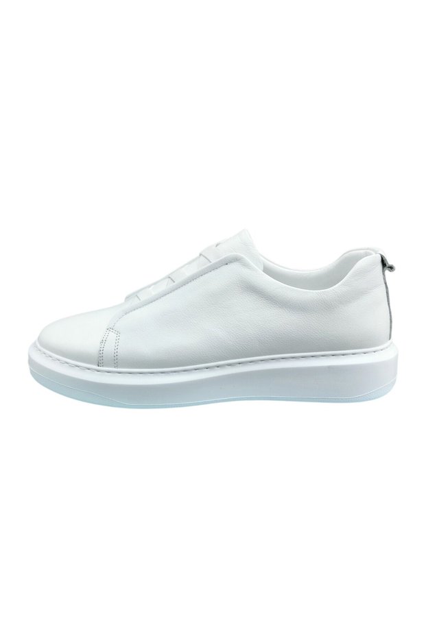 Large Size White Leather Shoes