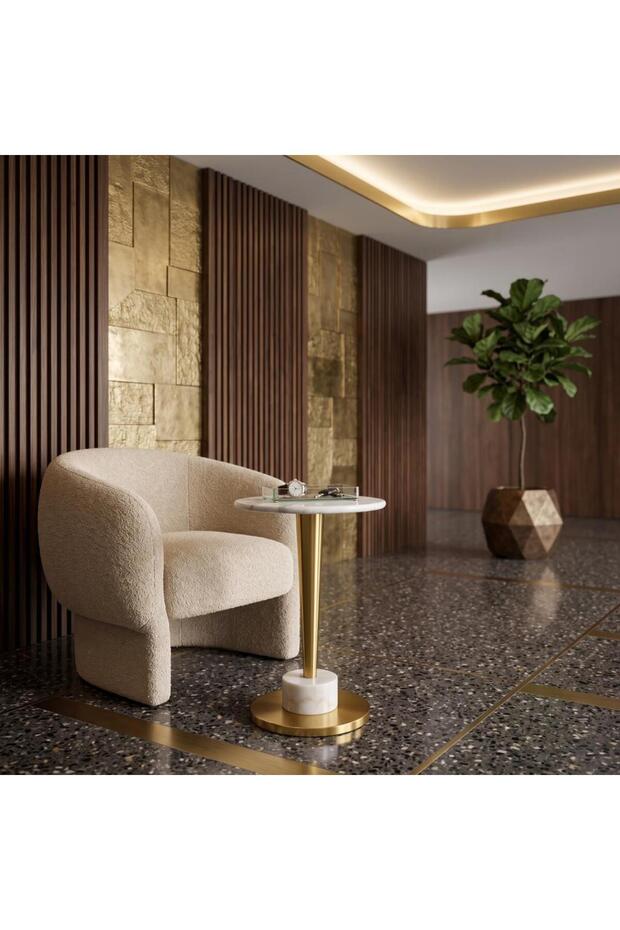 طاولة خدمة جانبية رخامية باللون ذهبي بتصميم عملي
