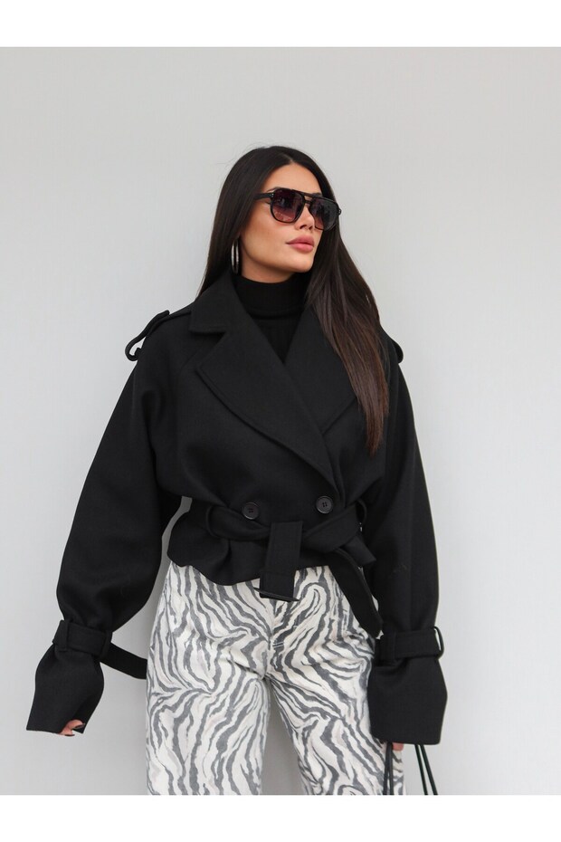 Short Epaulet Cashmere Coat E.H Collection