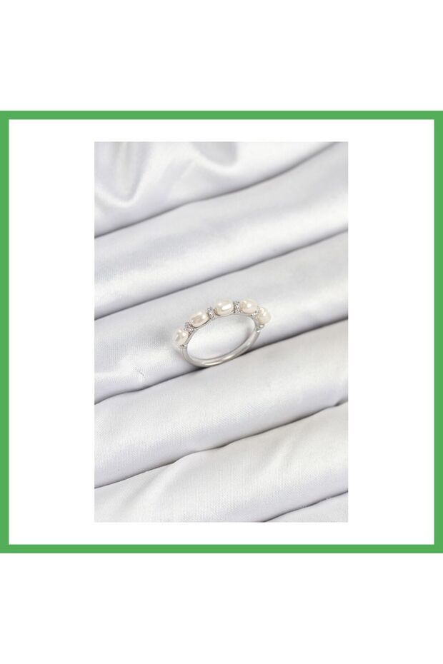 Brass Silver Color Row of Pearls Women's Ring Bezoss