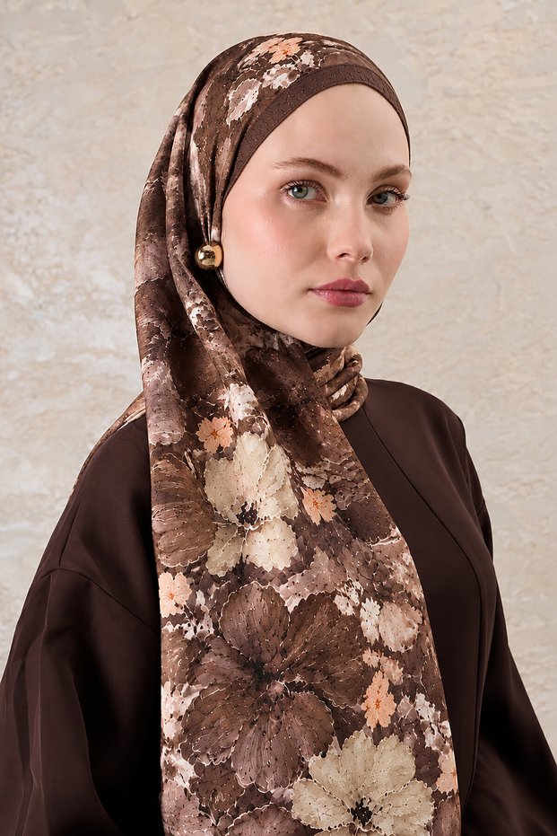 Bitter Brown Floral Pattern Shawl