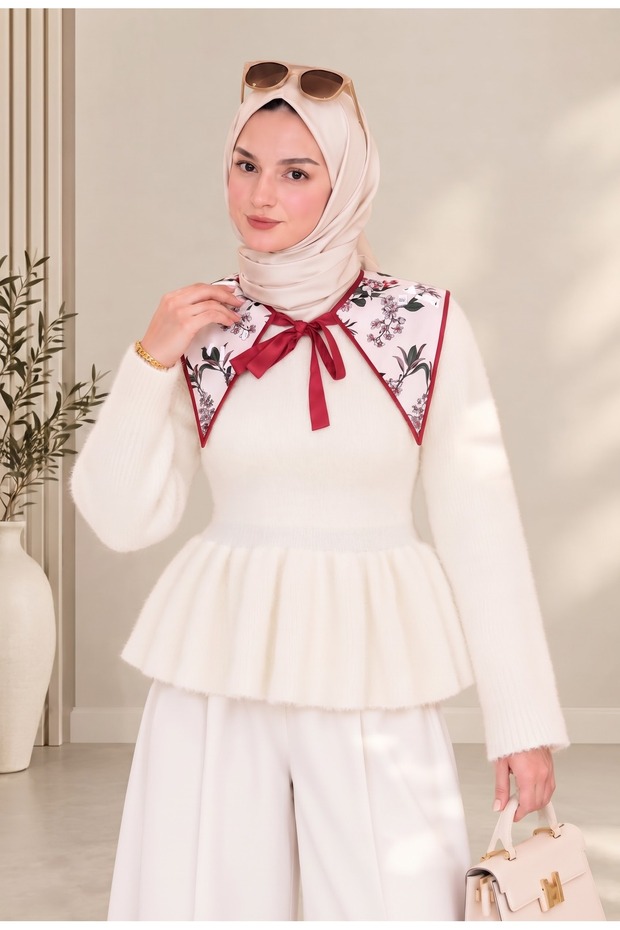 Yaka Fularlı Triko Bluz