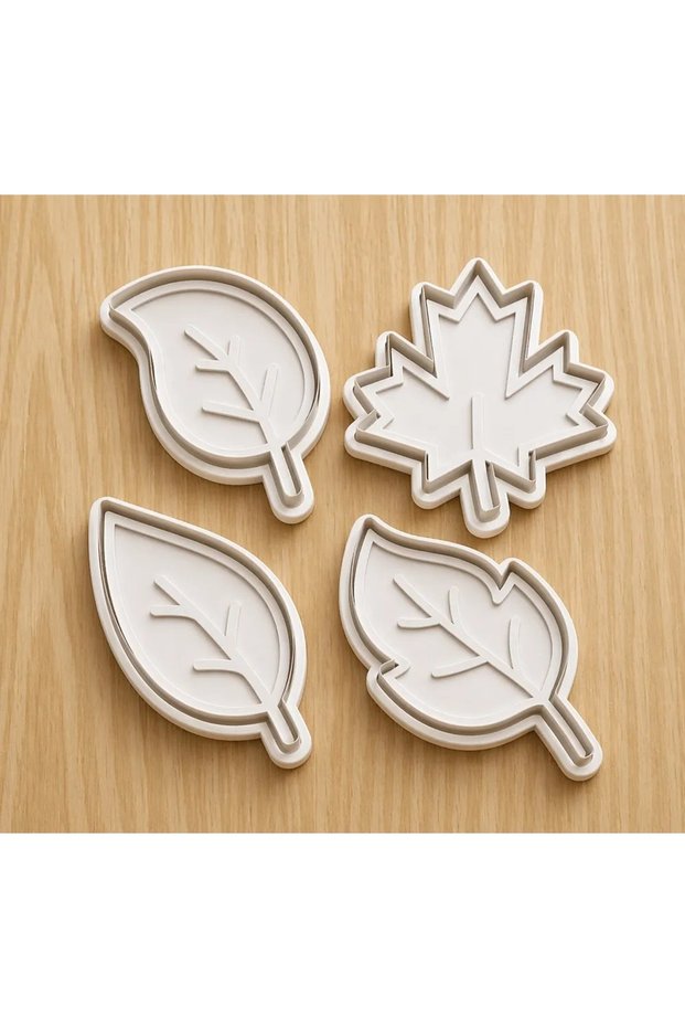 Leaf-Shaped Cookie Mold Set of 4+ (7-8cm)