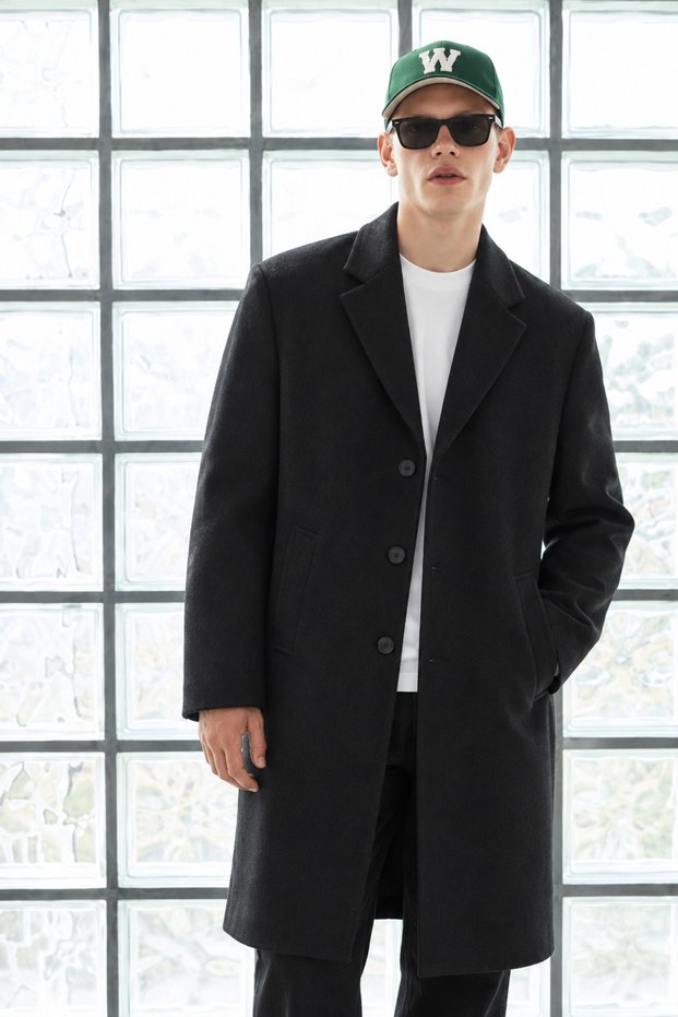Men's Classic Buttoned Premium Black Coat
