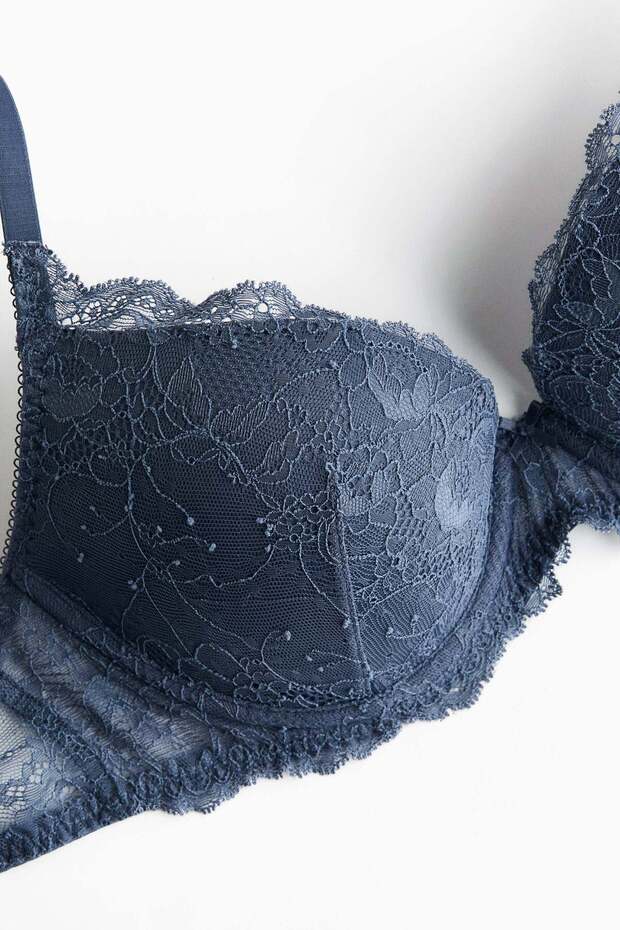 Lace push-up bra