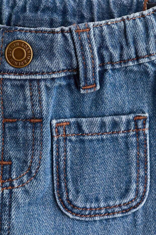Flared leg Jeans