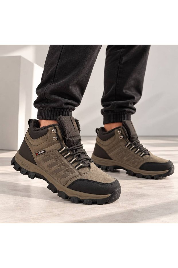 Durable and Comfortable Non-Slip Sole Men's Boots