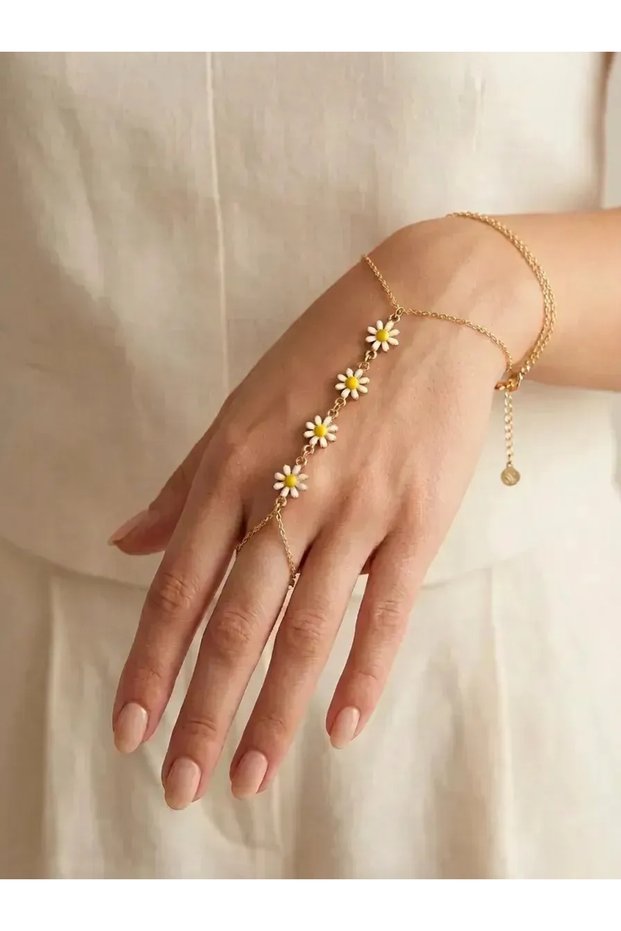 Kbc Gold Daisy Figured Shahmeran Bracelet