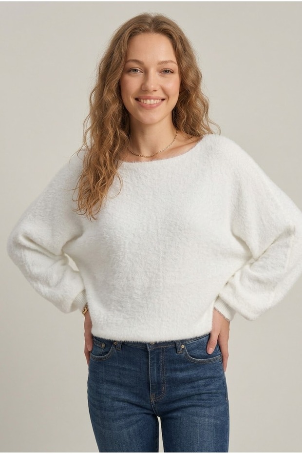 Women's Bearded Knitwear Sweater Boat Neck Batwing Sleeve Soft Textured