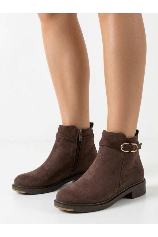 Women's buckle detailed comfortable fit non-slip sole warm daily boots