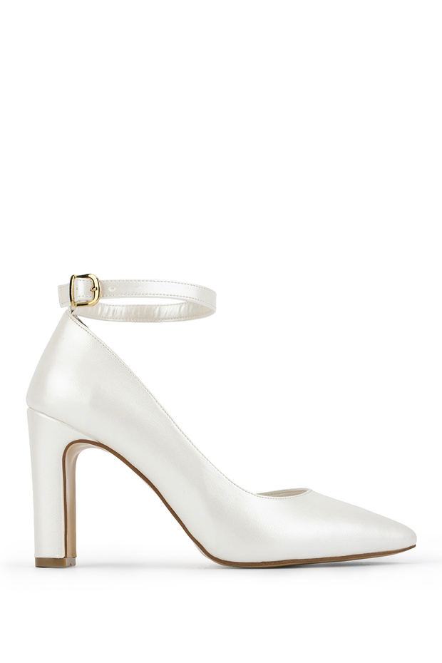 Women's Faux Leather White Heeled & Stiletto Shoes