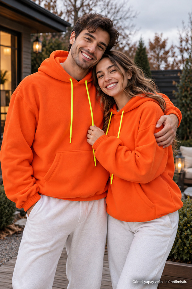 Women's Comfortable Fit Hooded Sweatshirt