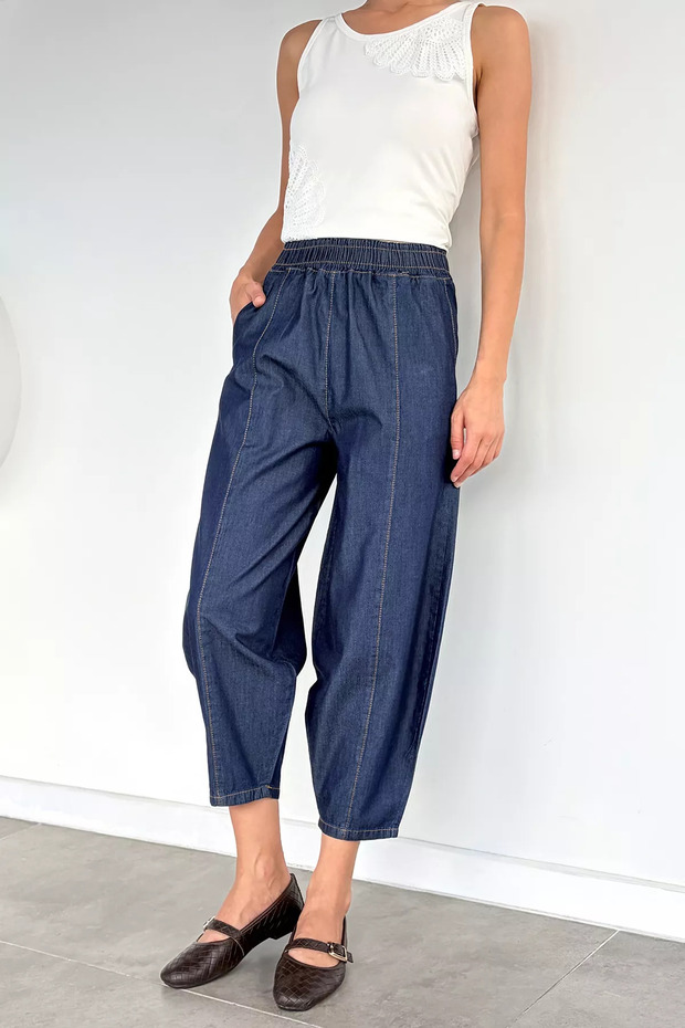 Women's elasticated wide-leg jeans