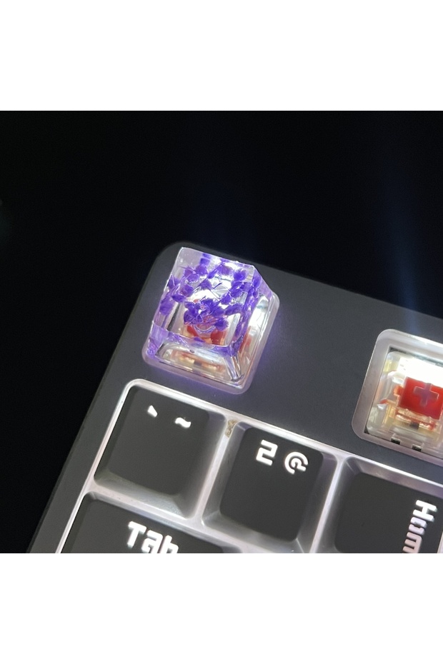 PURPLE 1pc Gypsophila Dried Flower Keycaps for Cross-AxisMechanical Keyboards -Unique and Stylish Ke