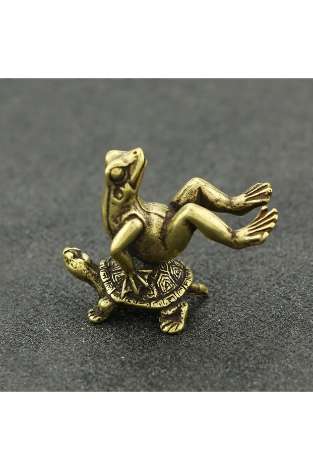 A Antique Play Brass Tortoise Frog Miniature Statue Decoration Desk Decoration Home Decoration Bronz