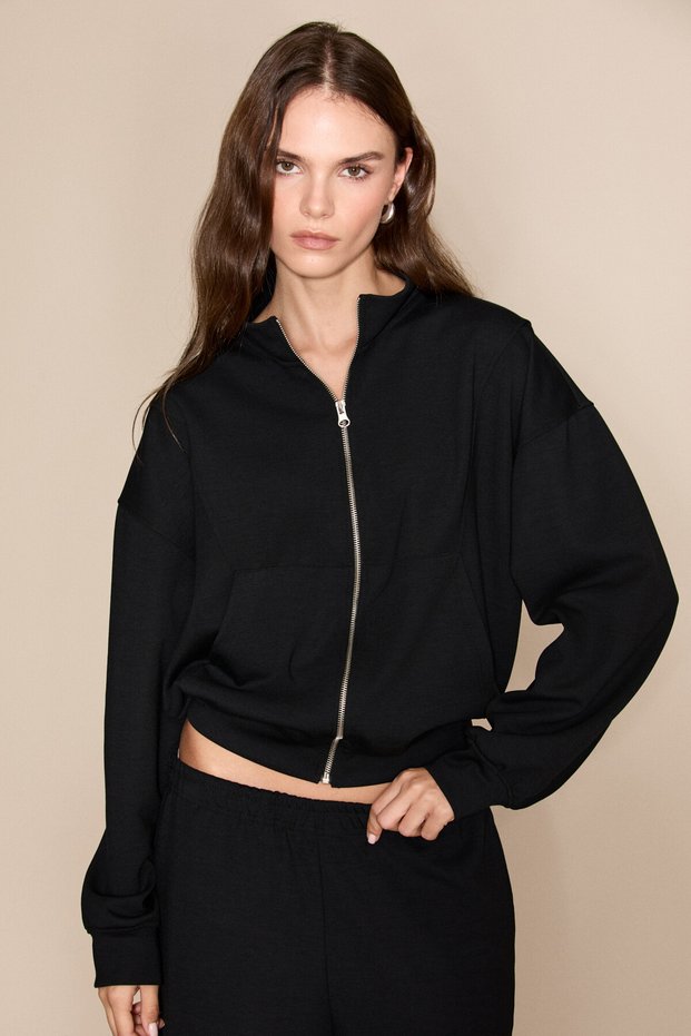 Noelita women's zippered kangaroo pocket black jacket