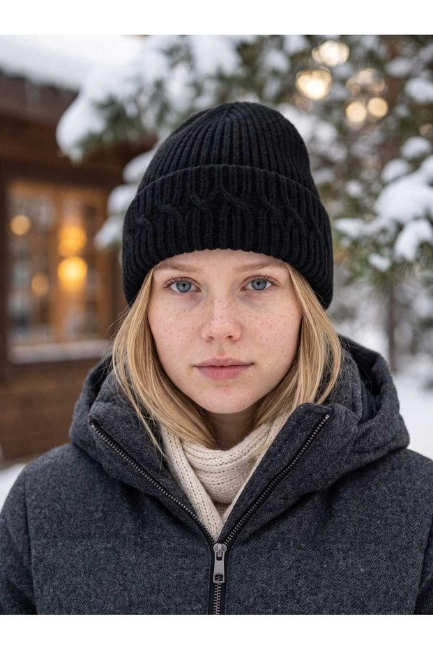 Women's Fleece-Lined Beanie