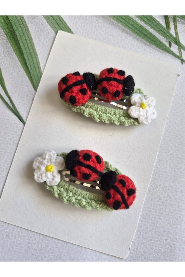 Ladybug Model Handmade Crochet 2-Piece Snap Buckle Handmade Knitted Children's Cute Hair Accessory