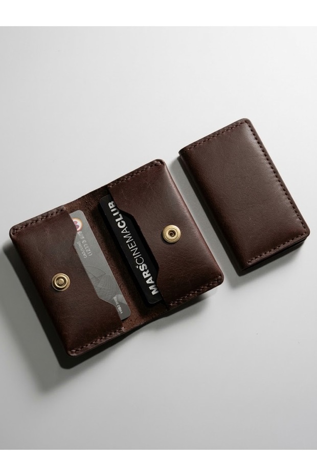 Genuine Leather Snap Fastener Card Holder and Minimalist Wallet (Dual Compartments & Hand-Sewn Detail)