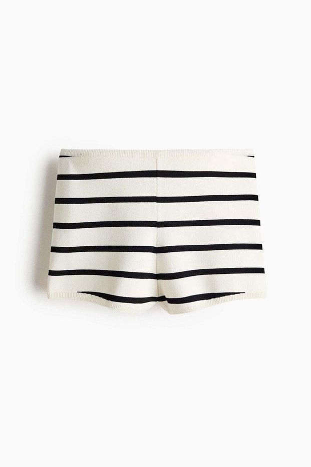 Fine-knit beach shorts