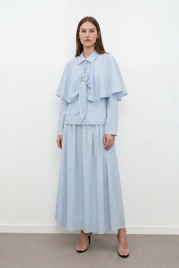 3-Piece Cape Set with Buckle Detail