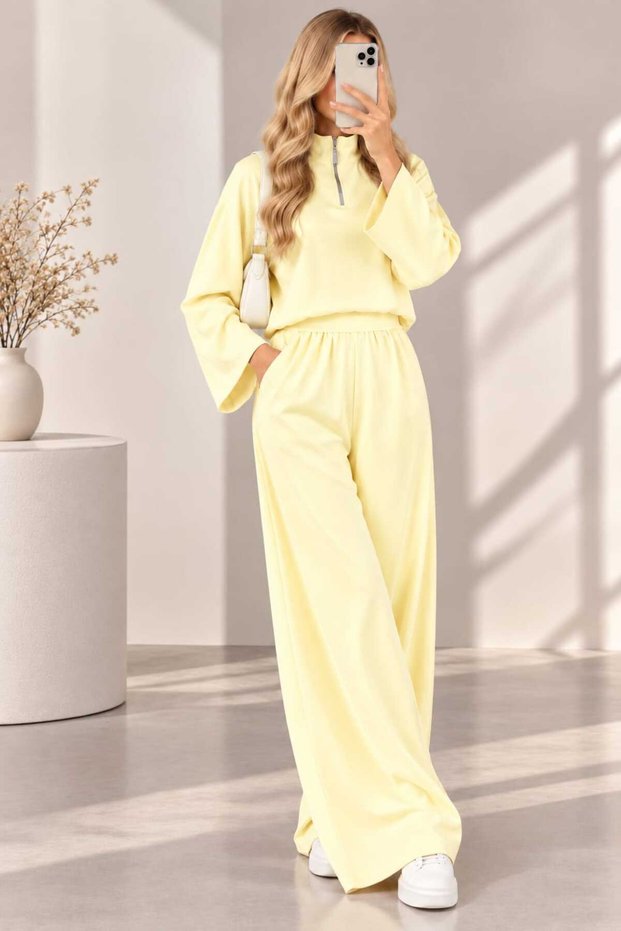 Women's Modern Stylish Double Knitwear Set