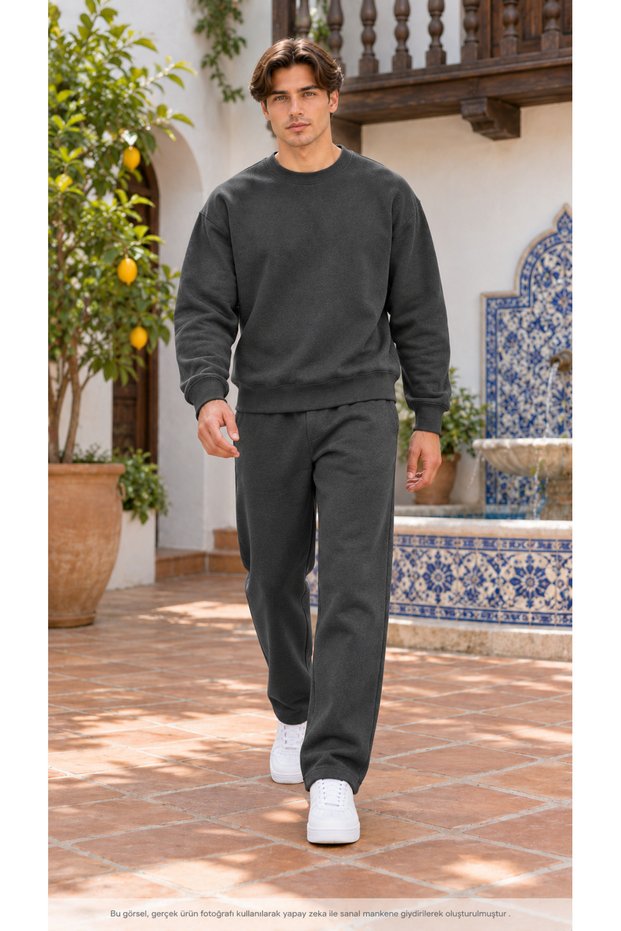 Men's Basic Crew Neck Sweatshirt and Sweatpants Set - Draped Comfortable Fit Sweatshirt and Sweatpants Combination Set