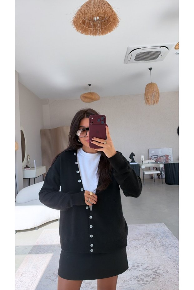 كارديجان ناعم بأزرار جانبية سوداء