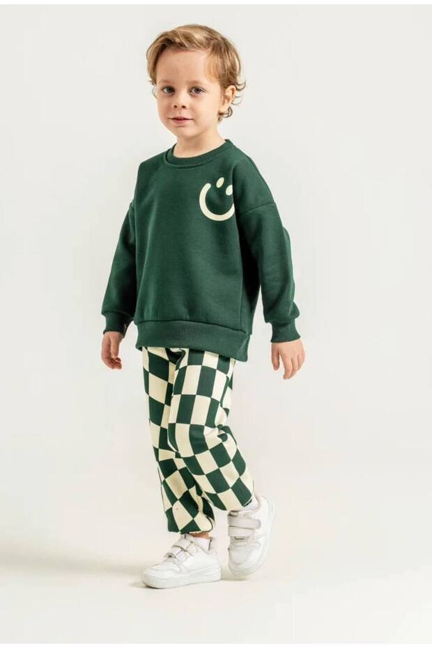 Boy's Style Three-Threaded Double Set Made of 100% Cotton.
