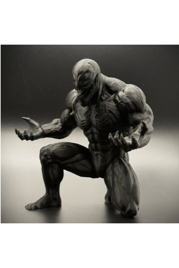 Pen Holder with Monster Figure, Muscular Creature Desktop Pen Holder, Dark Theme Office Decor